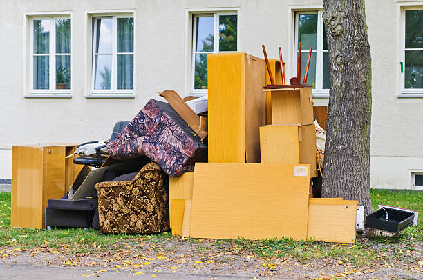 Best Basement Cleanout Services  in Fairbank, IA